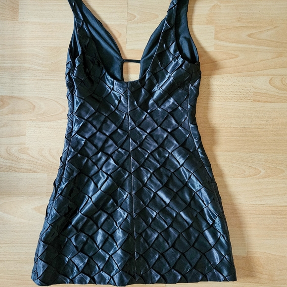 Zara Diamond Satin Effect Pleated Mini Dress - Picture 4 of 7